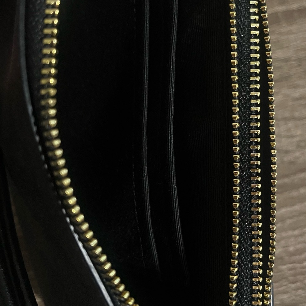Coach wristlet - Picture 3 of 5